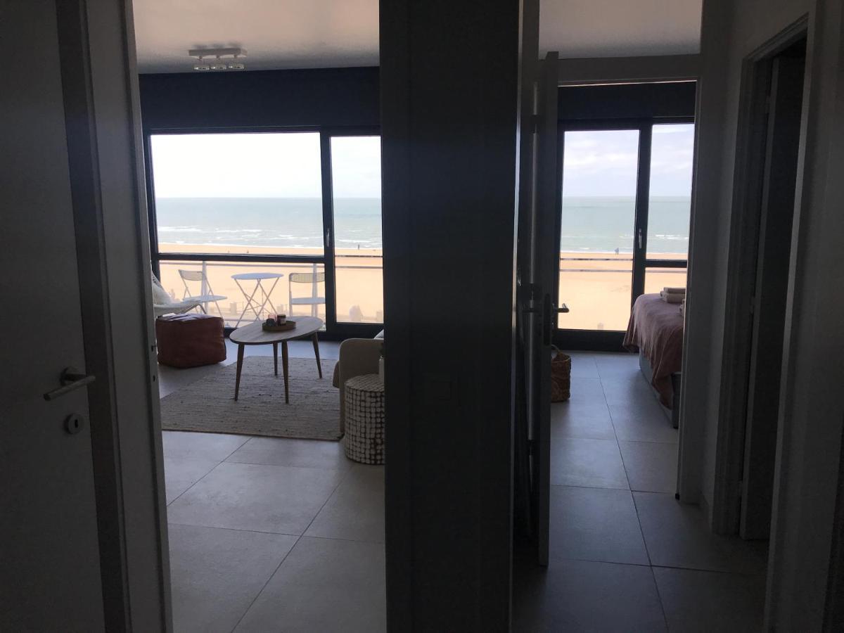 Panoramic Seaview Apartment With Free Private Garage Ostende Exterior foto